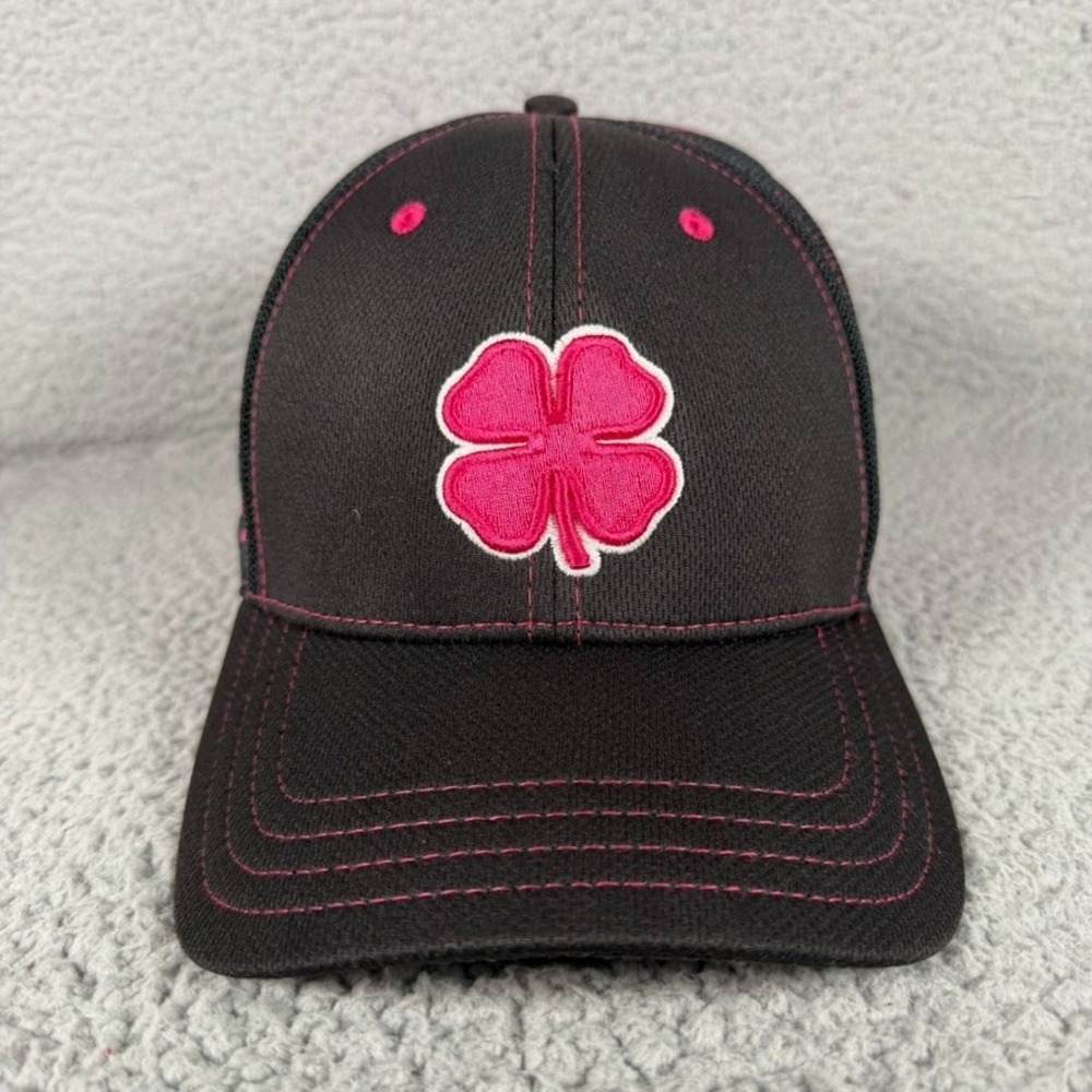 Black Clover Golf Cap Unisex L/XL Embroidered Logo Dad Hat Live Lucky Four Leaf